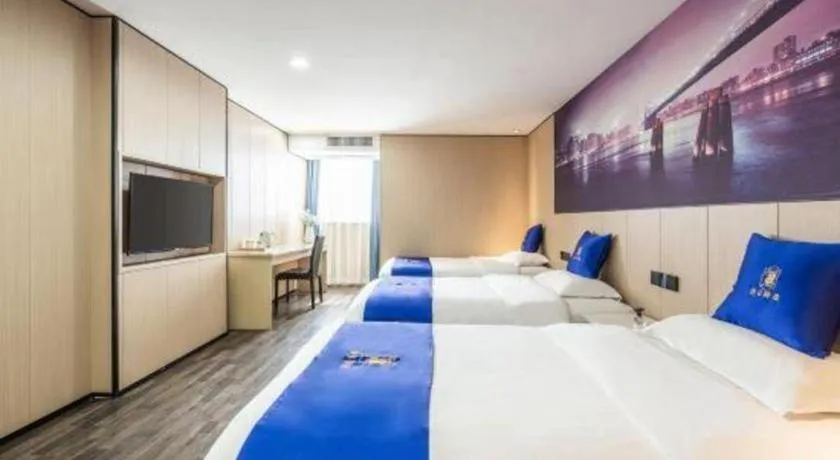 Bed in Super 8 Hotel Xiamen Railway Station