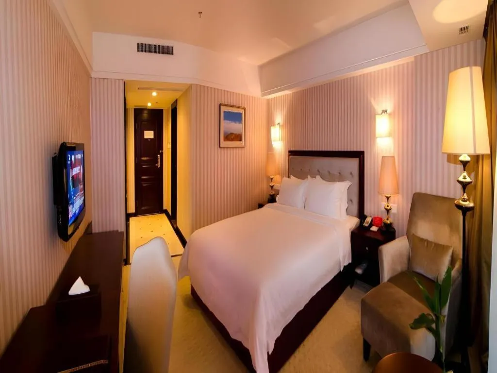 Bed in Yunhai Hotel Zhuhai