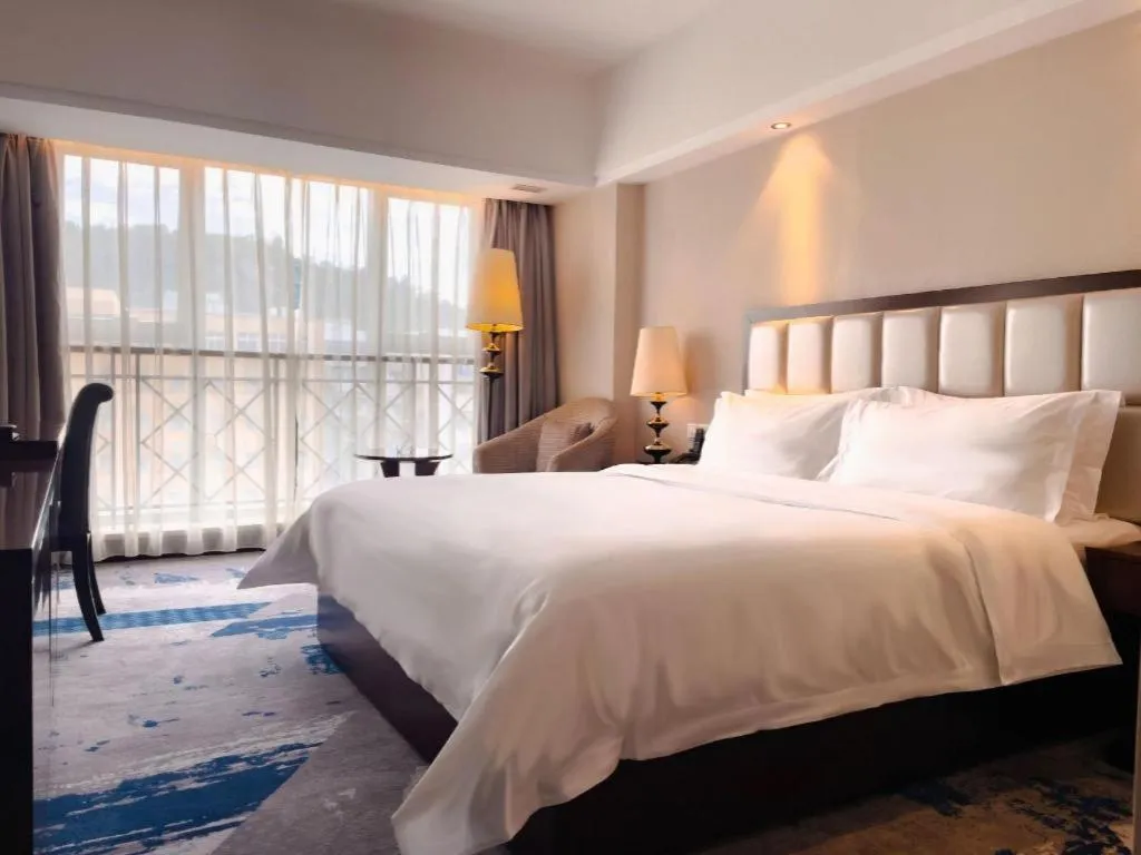 Bed in Yunhai Hotel Zhuhai
