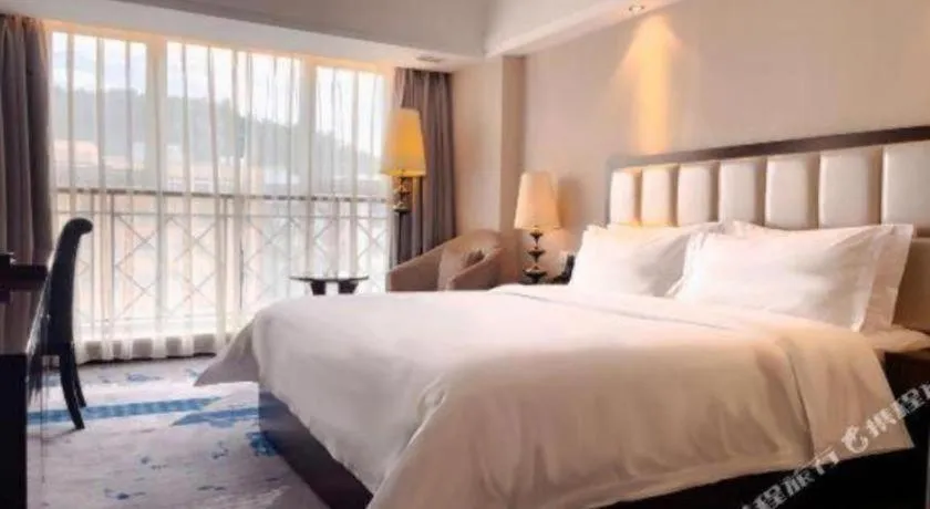 Bed in Yunhai Hotel Zhuhai