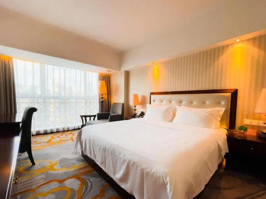 Bed in Yunhai Hotel Zhuhai