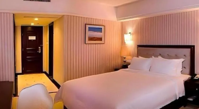 Bed in Yunhai Hotel Zhuhai