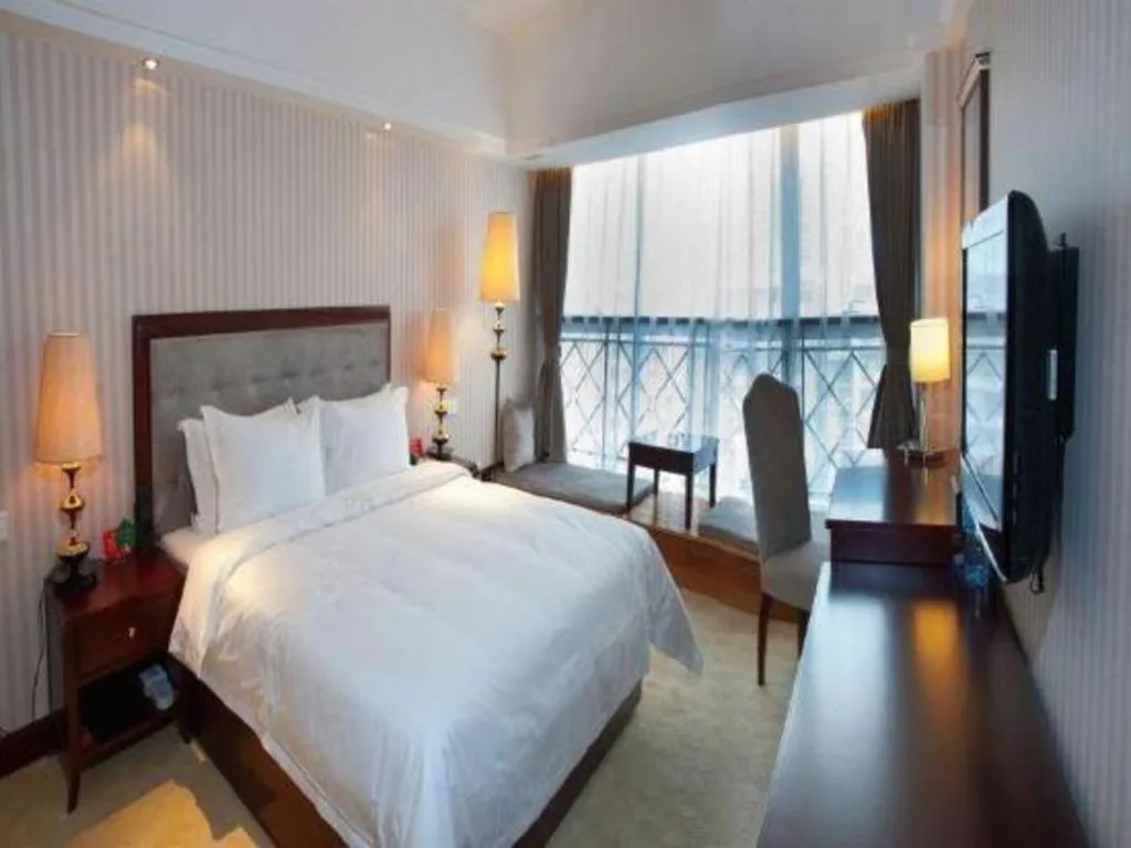 Bed in Yunhai Hotel Zhuhai