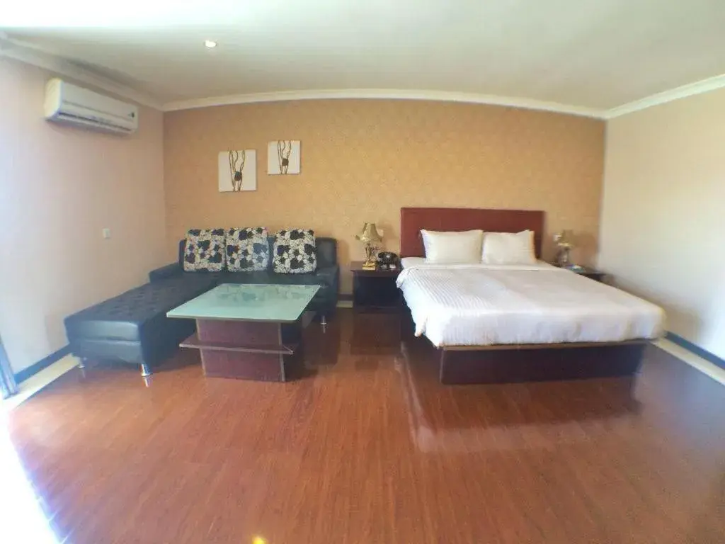 Bed in Grand Hoyah Hotel Bed in Grand Hoyah Hotel