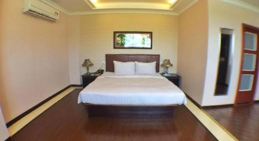 Bed in Grand Hoyah Hotel