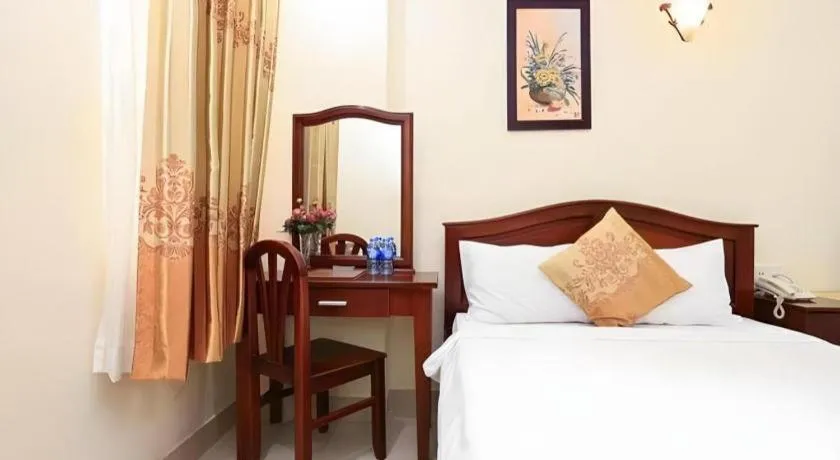 Bed in Nui Thanh Hotel