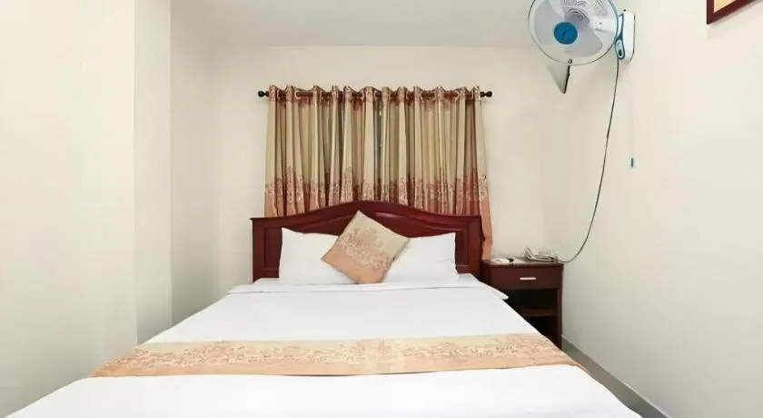Bed in Nui Thanh Hotel
