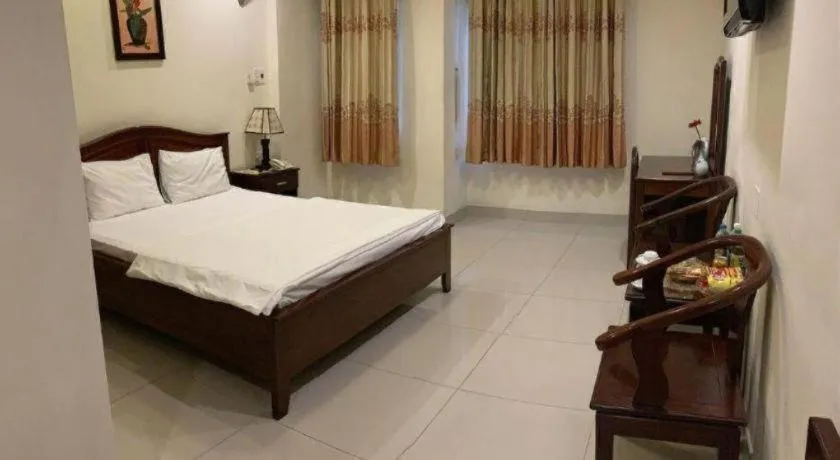 Bed in Nui Thanh Hotel