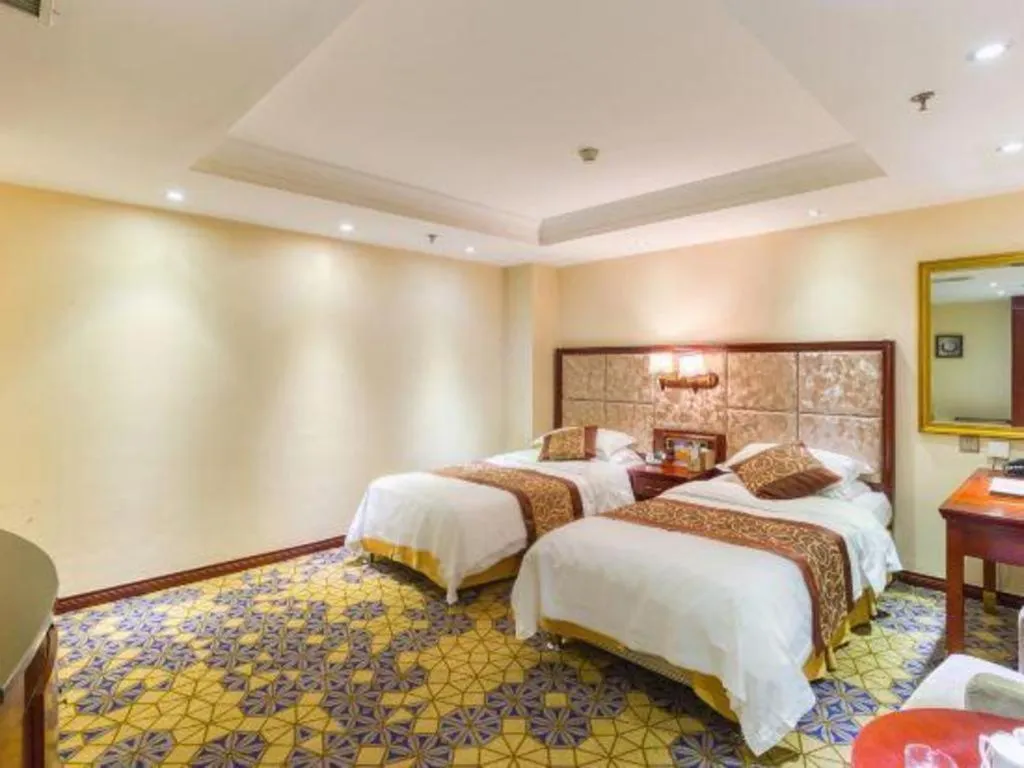 Bed in Changchun Global Hotel