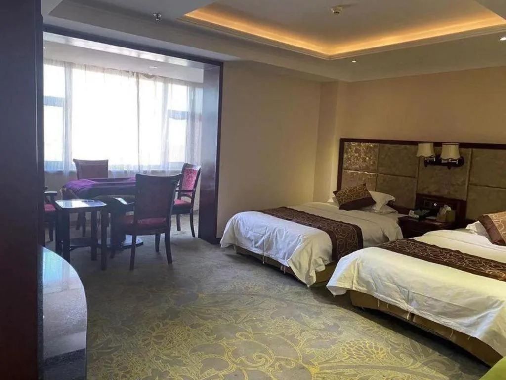 Bed in Changchun Global Hotel