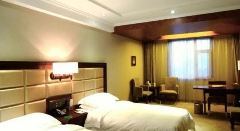 Bed in Changchun Global Hotel