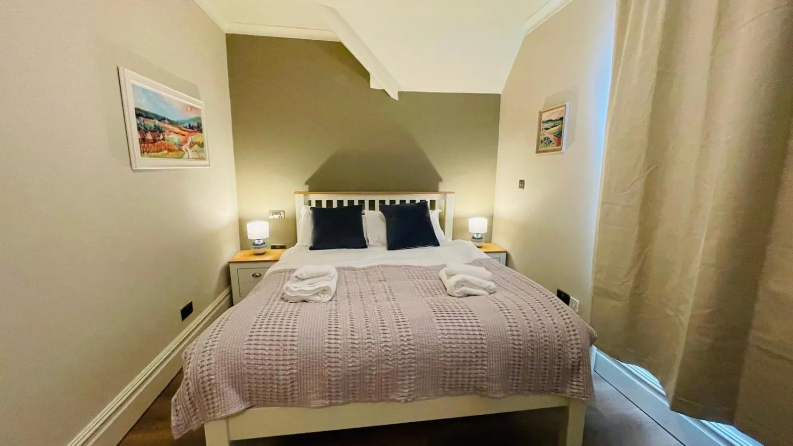 Bed in Eurobar & Hotel