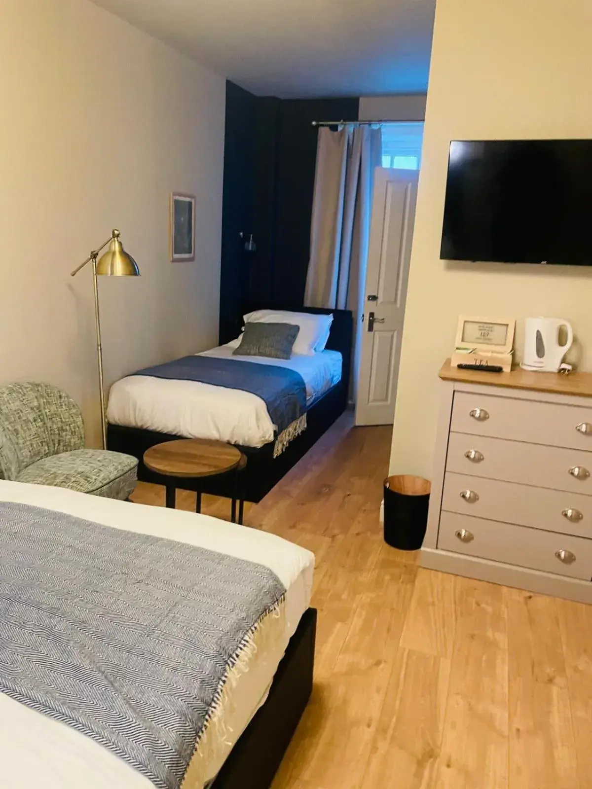 Bed in Eurobar & Hotel Bed in Eurobar & Hotel