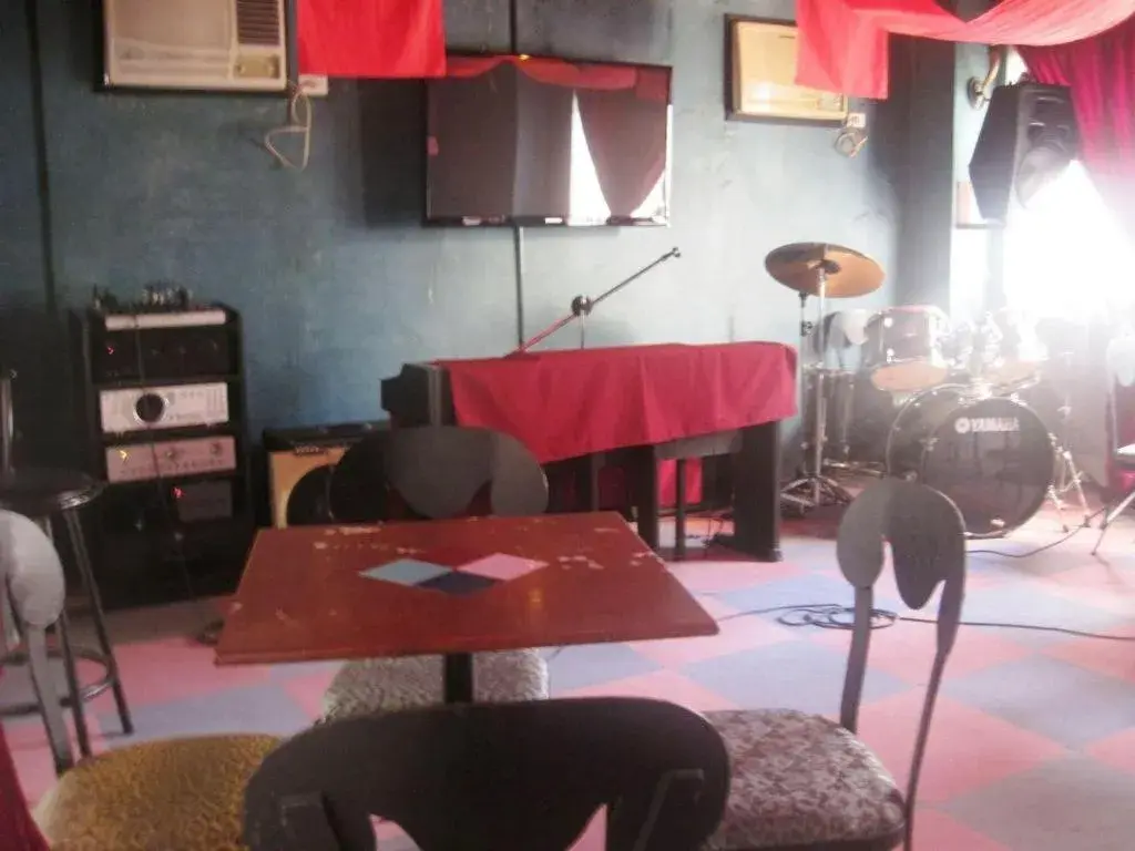 Alicia Hotel & Restaurant Alicia Hotel & Restaurant