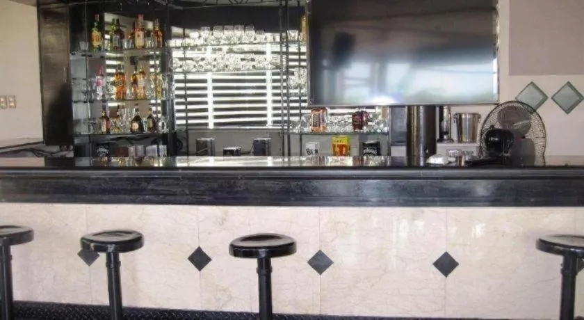 Alicia Hotel & Restaurant