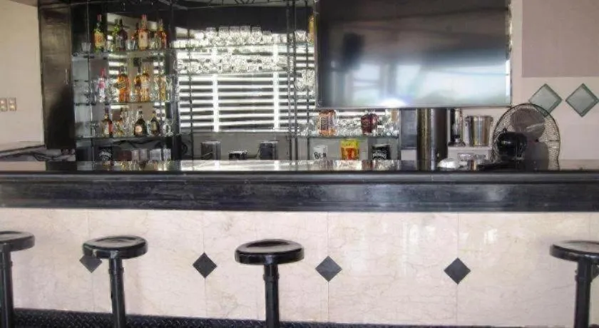 Alicia Hotel & Restaurant