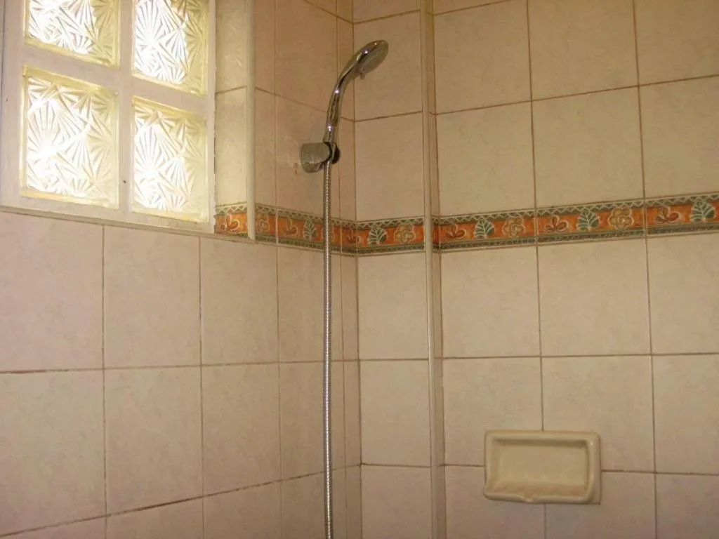 Alicia Hotel & Restaurant