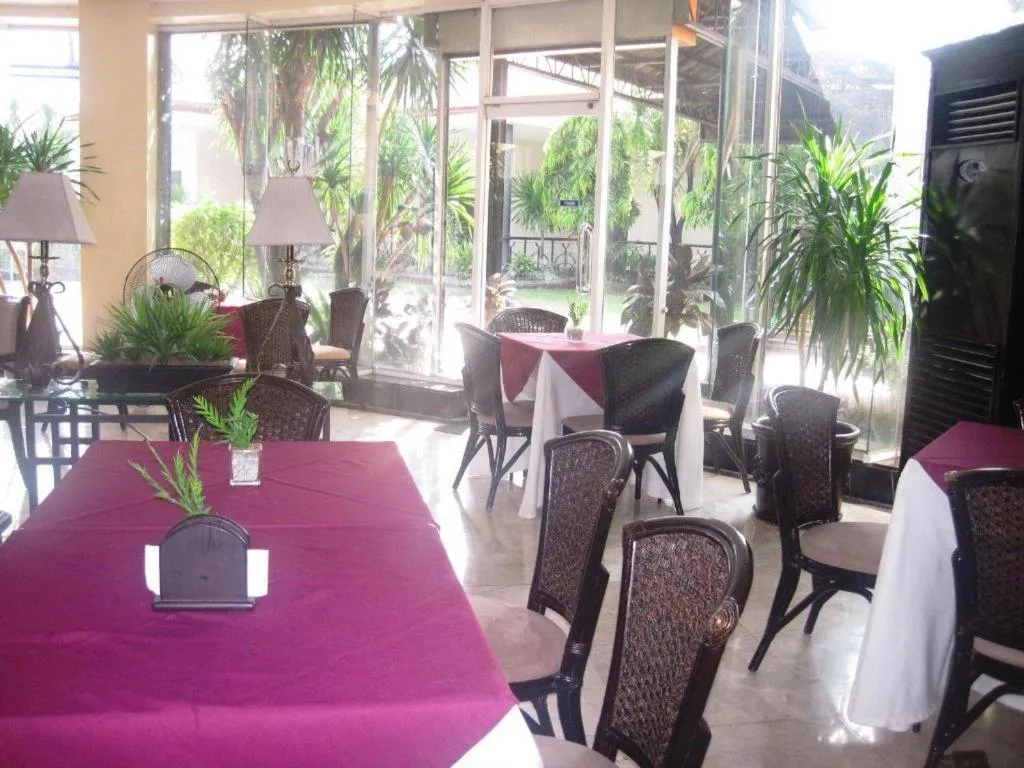 Alicia Hotel & Restaurant