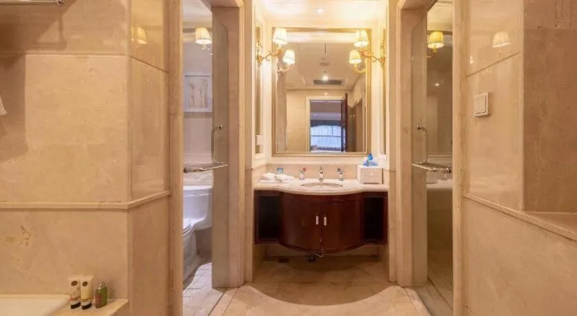 Zhengzhou Yiquan International Hotel