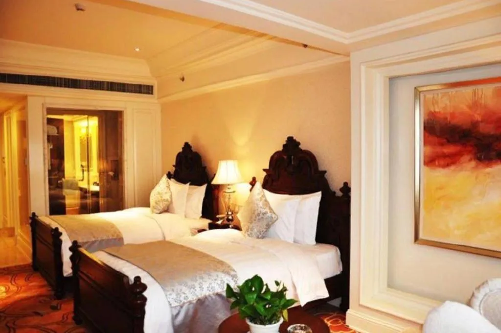 Bed in Zhengzhou Yiquan International Hotel