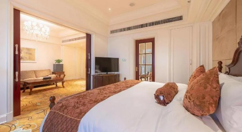 Bed in Zhengzhou Yiquan International Hotel