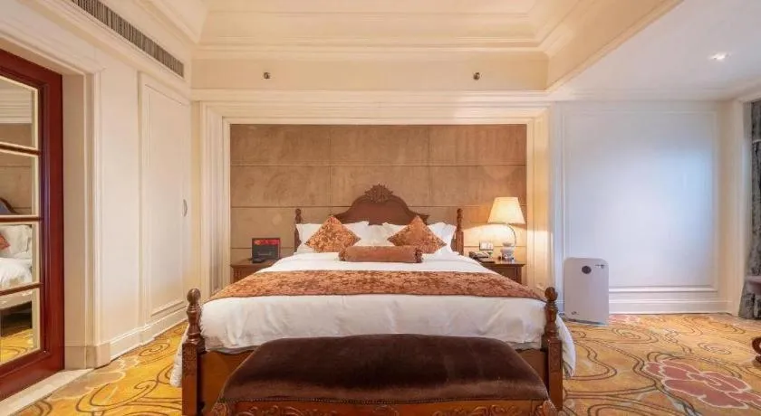 Bed in Zhengzhou Yiquan International Hotel