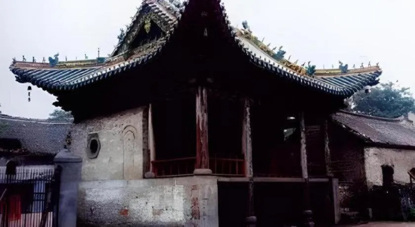 Zhengzhou Yiquan International Hotel