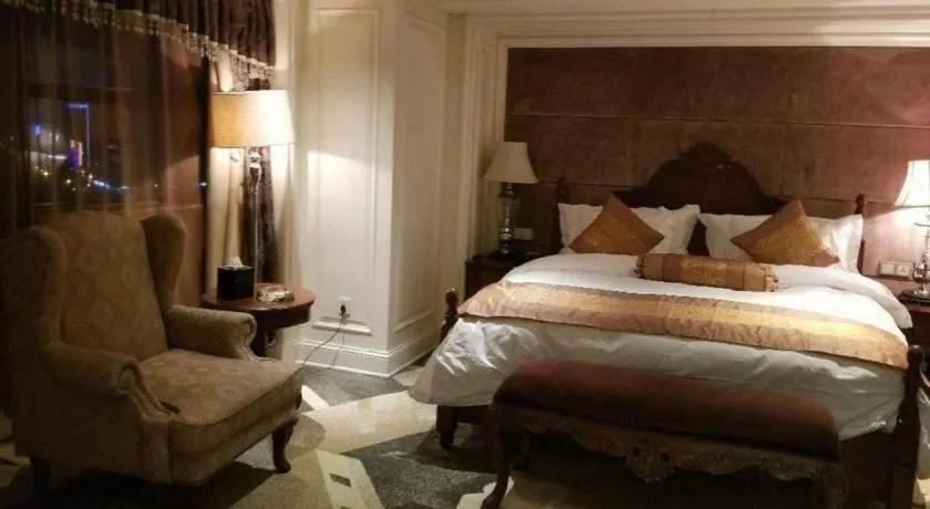 Bed in Zhengzhou Yiquan International Hotel