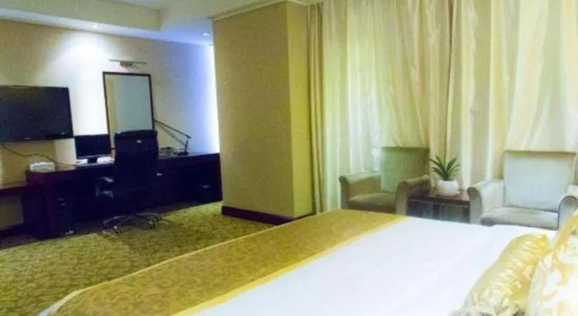 Bed in Jincheng Pacific Hotel