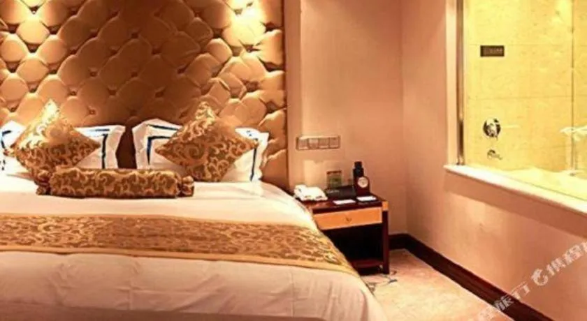 Bed in Jincheng Pacific Hotel