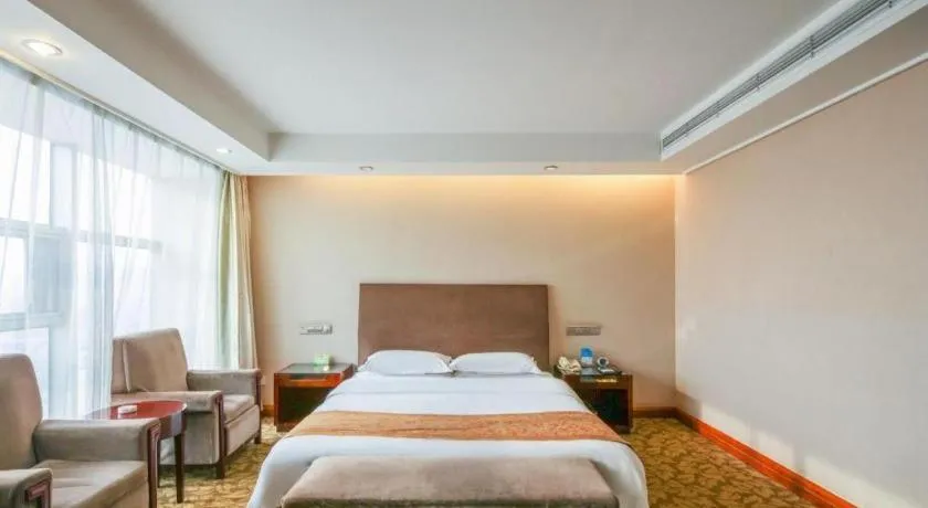 Bed in Jincheng Pacific Hotel