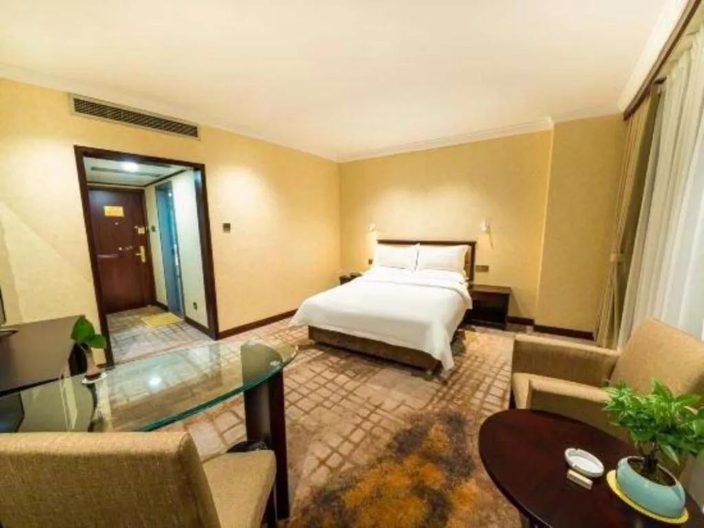 Bed in Jincheng Pacific Hotel