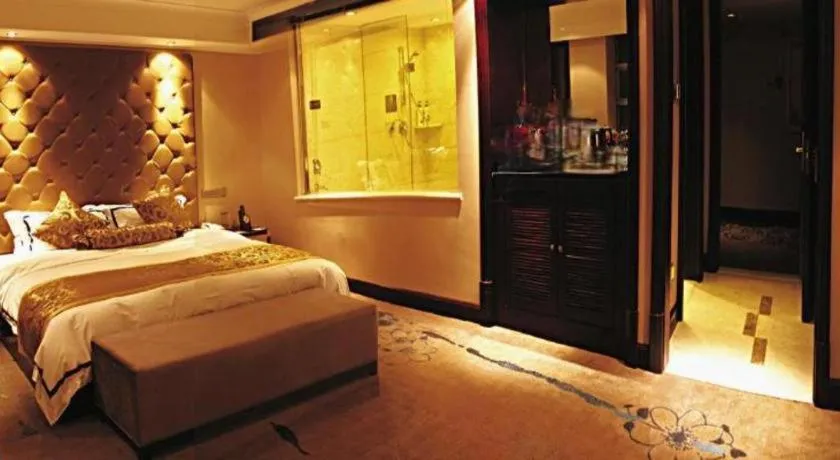 Bed in Jincheng Pacific Hotel