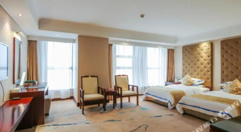 Bed in Jincheng Pacific Hotel