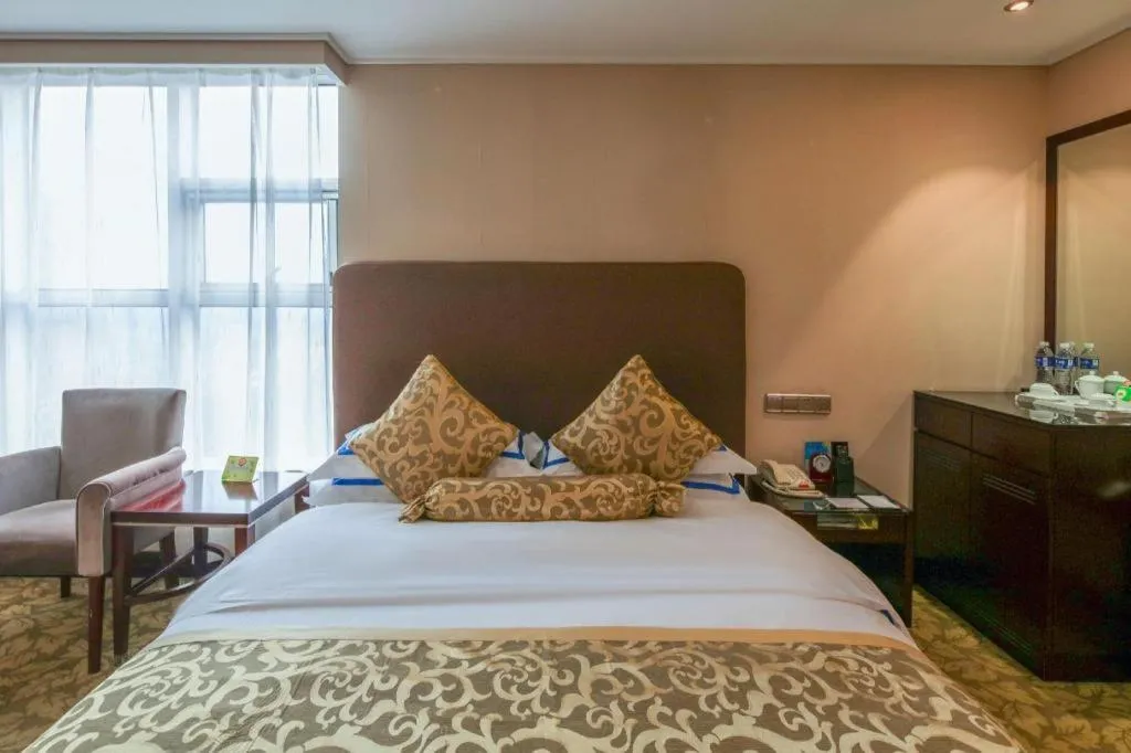 Bed in Jincheng Pacific Hotel