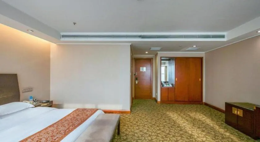 Bed in Jincheng Pacific Hotel