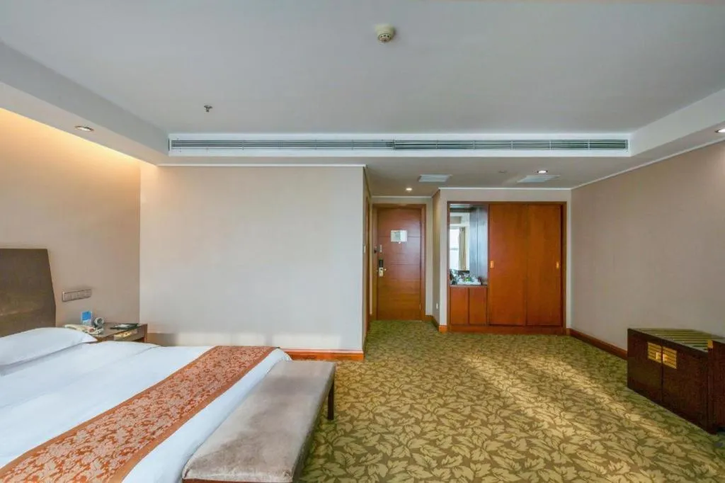 Bed in Jincheng Pacific Hotel