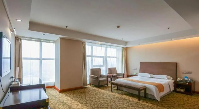 Bed in Jincheng Pacific Hotel