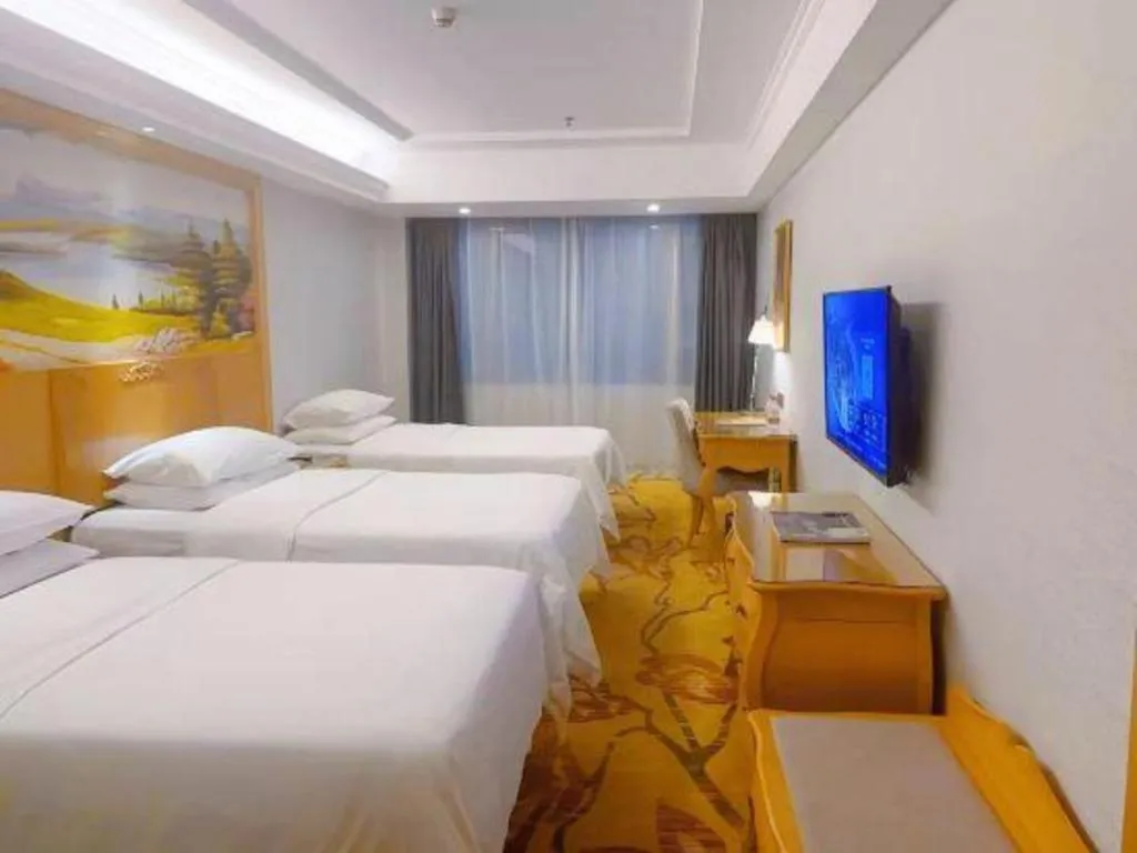 Bed in Guangna Hotel