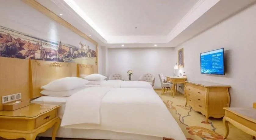 Bed in Guangna Hotel