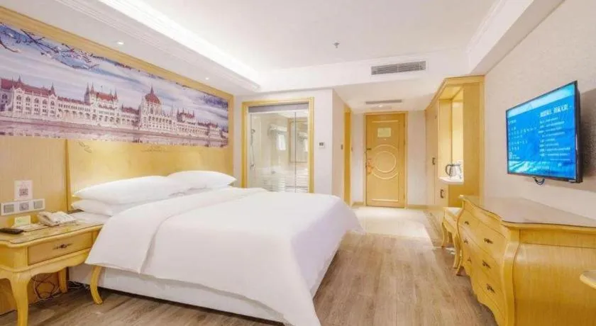 Bed in Guangna Hotel