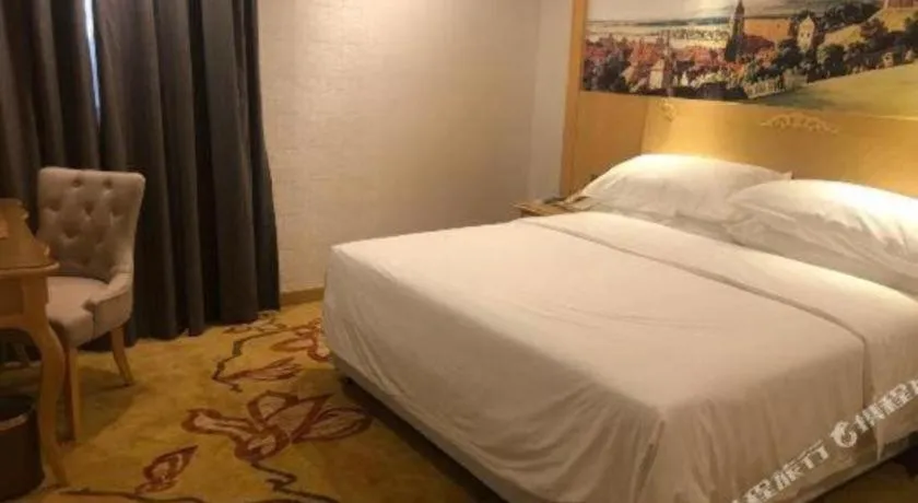 Bed in Guangna Hotel