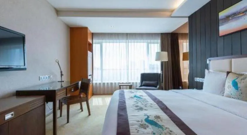 Bed in Qingdao Haidu Hotel