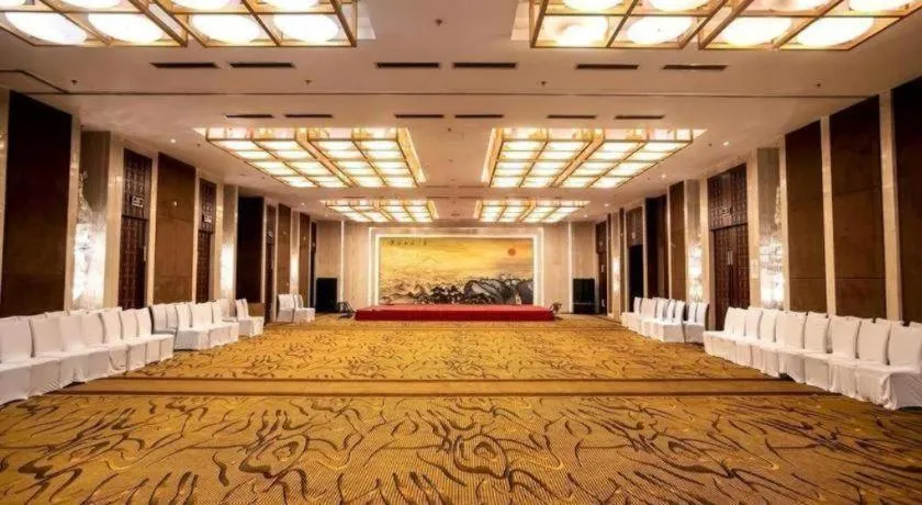 Grand Metropark Hotel Qingdao