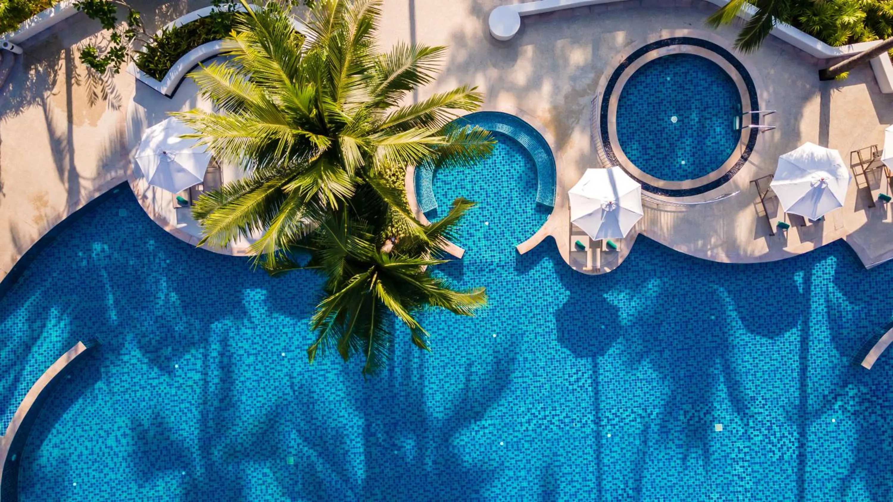 Swimming pool in OUTRIGGER Khao Lak Beach Resort