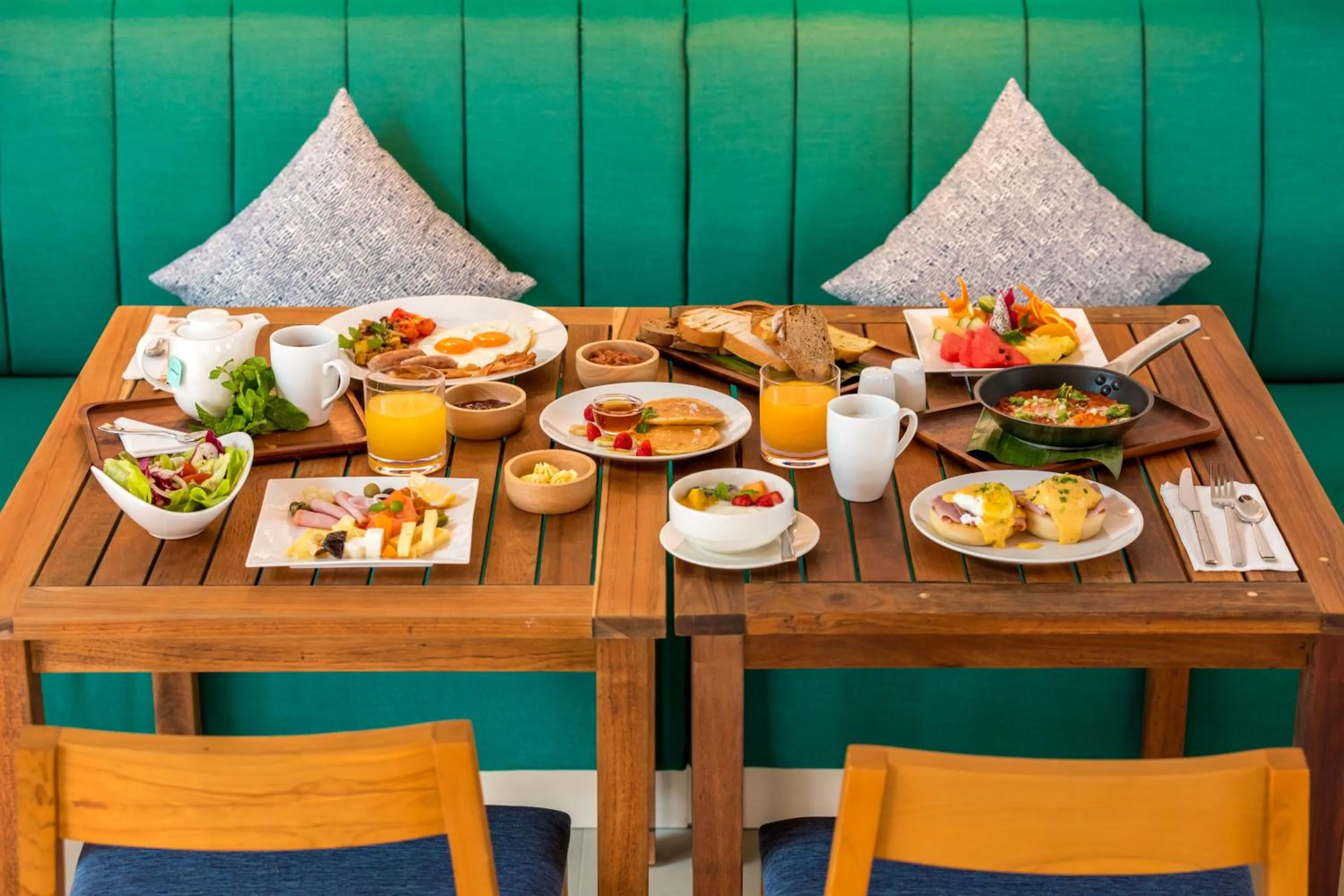 Restaurant/places to eat in OUTRIGGER Khao Lak Beach Resort