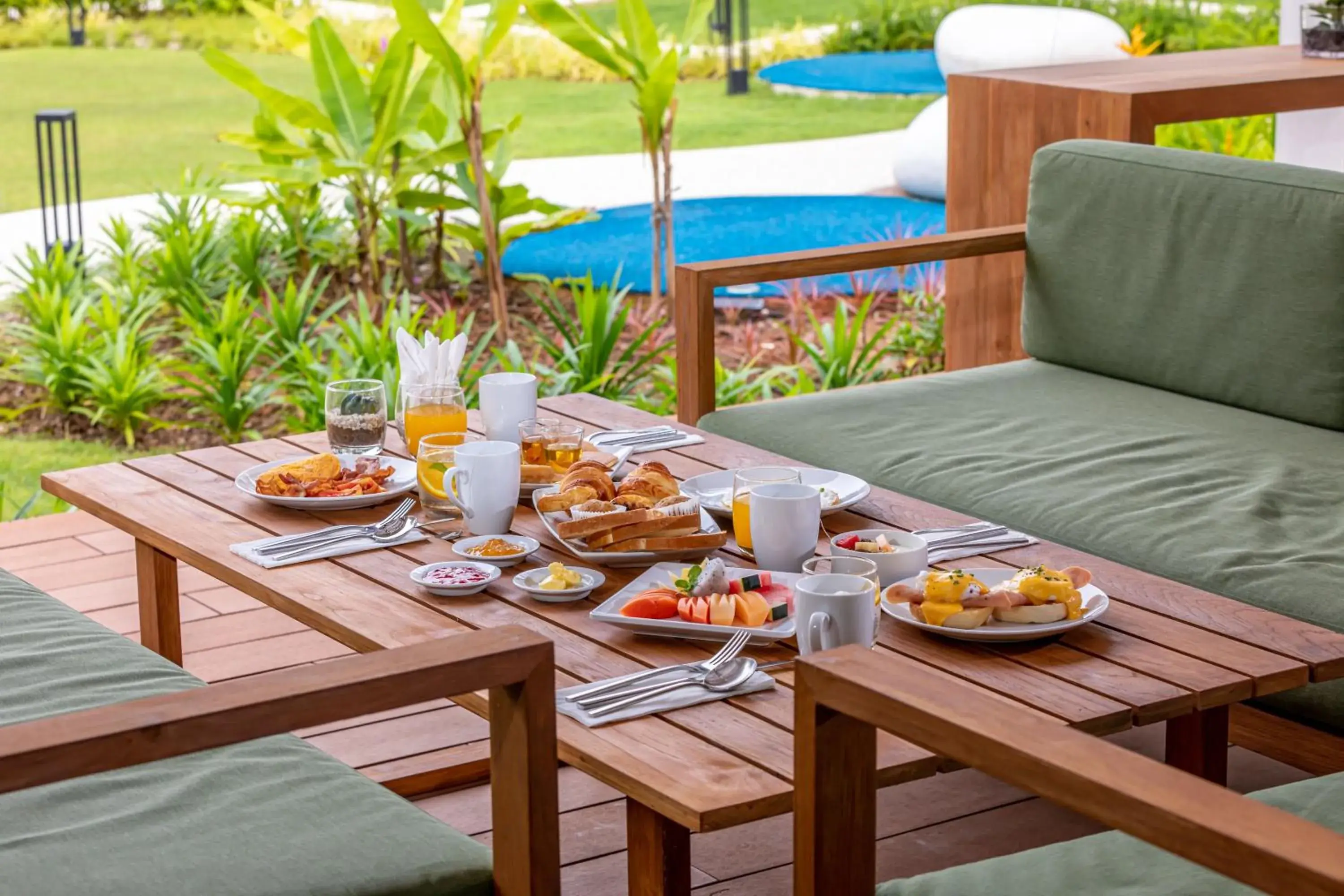 Restaurant/places to eat in OUTRIGGER Khao Lak Beach Resort - SHA Extra Plus Restaurant/places to eat in OUTRIGGER Khao Lak Beach Resort - SHA Extra Plus