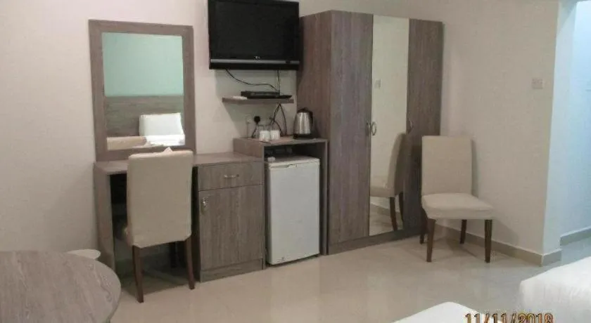 Sovereign Hotel - Marriage Certificate Required