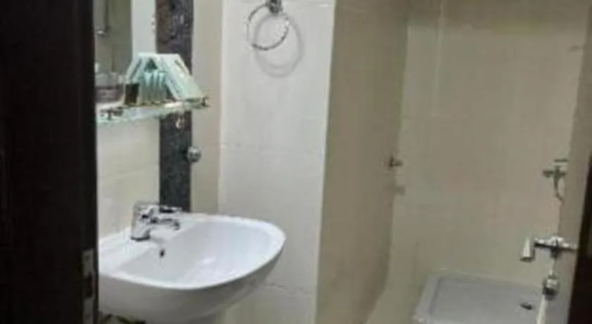 Sovereign Hotel - Marriage Certificate Required