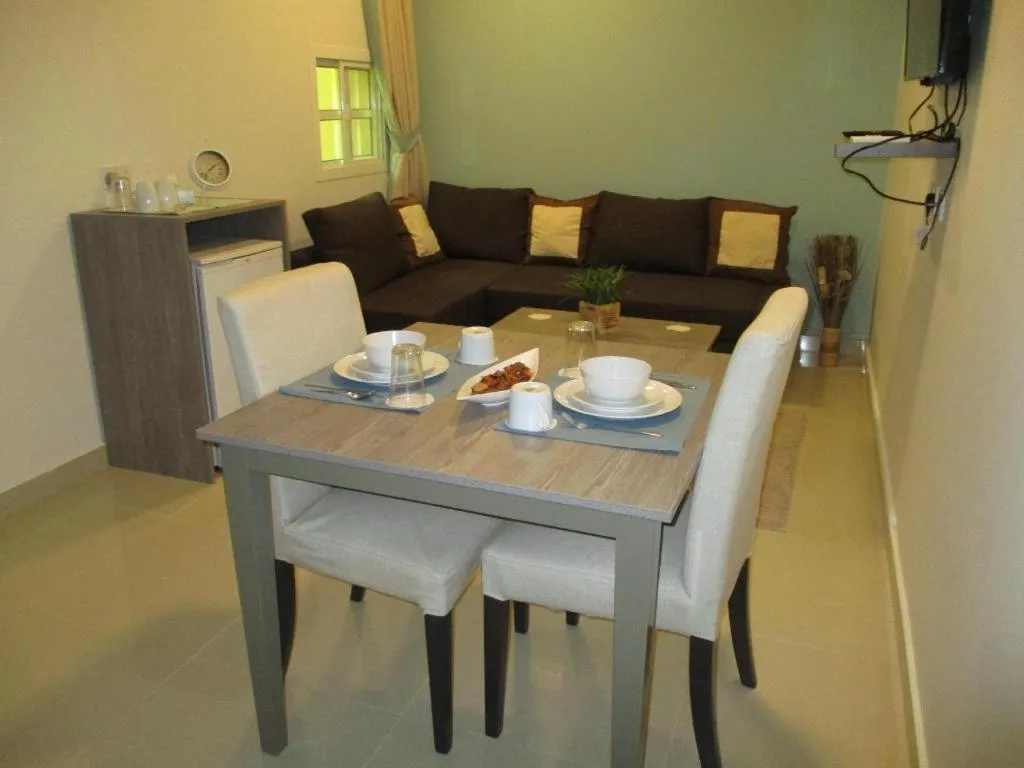 Sovereign Hotel - Marriage Certificate Required